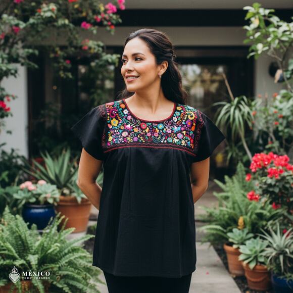 Mexican Embroidered Blouse – Handmade Otomi Floral & Animals Design - Picture 2 of 5